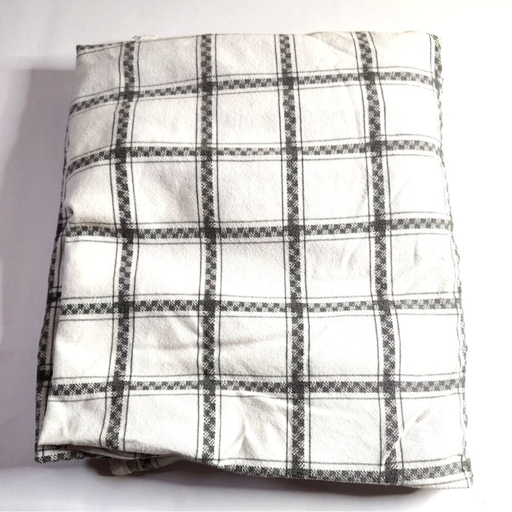 Tablecloth white gray plaid neutral Emeril At Home Entertaining Cotton 53" x 84"